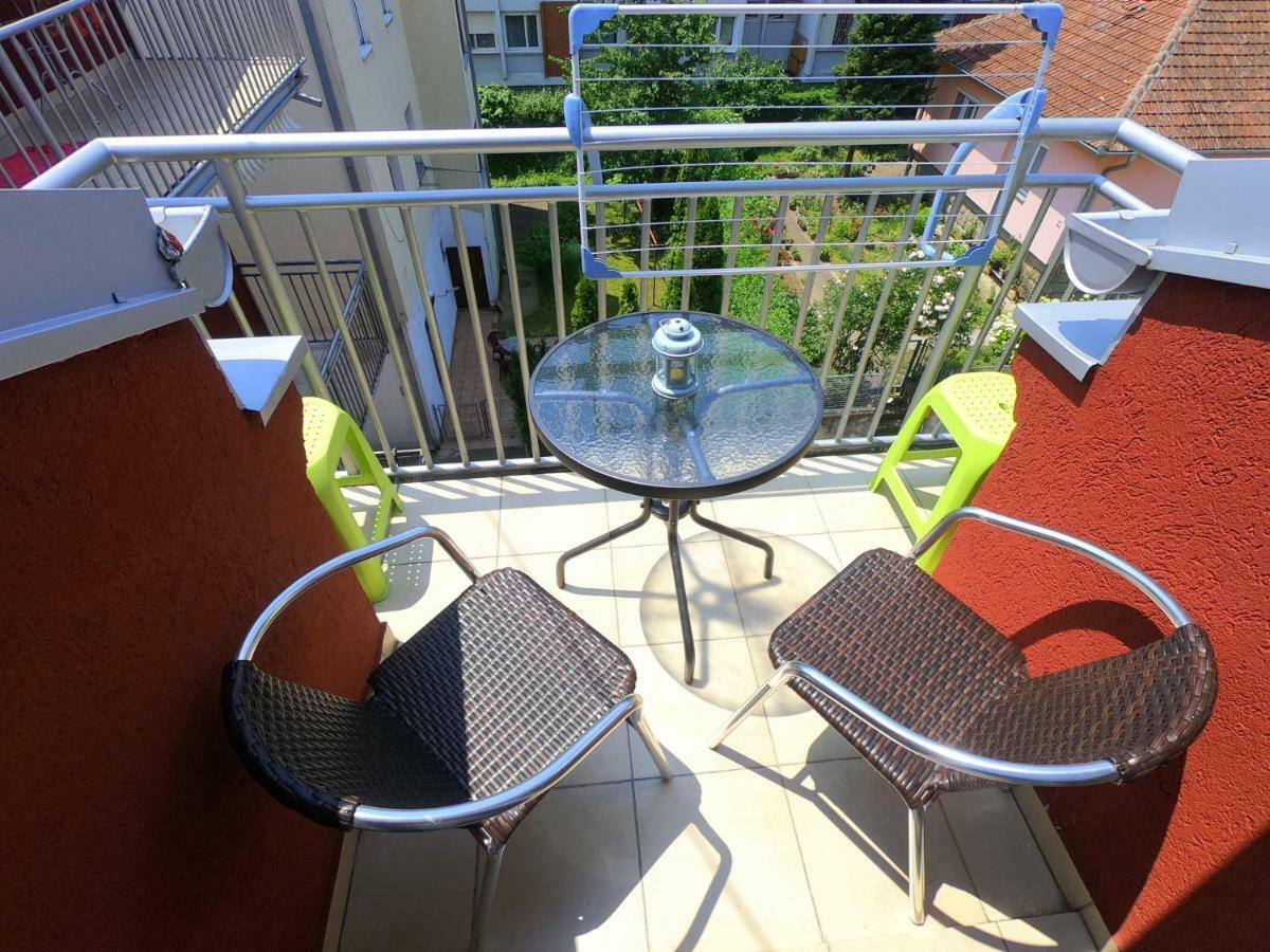 Apartman Zenit Vrnjačka Banja Buitenkant foto
