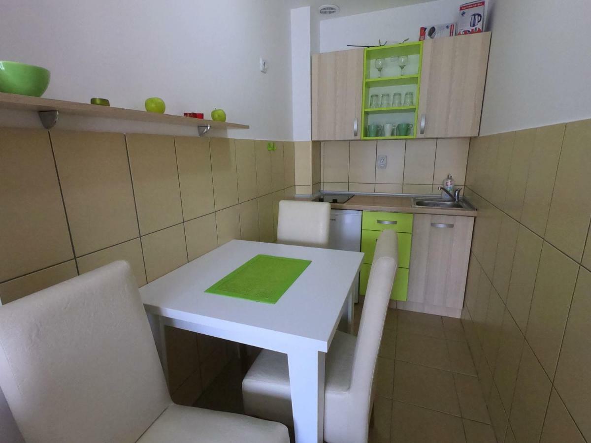 Apartman Zenit Vrnjačka Banja Buitenkant foto